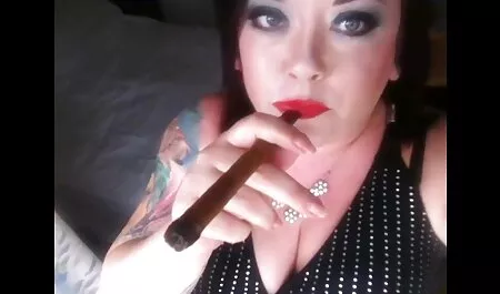 Tomamos Poeshki porno latino en vivo en Video en casa.