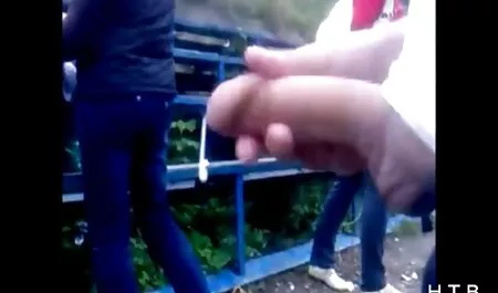 Un vecino porno en vivo latino Tetas Grandes Besando