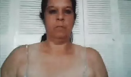 Con hermanos latinos xxx un pene.