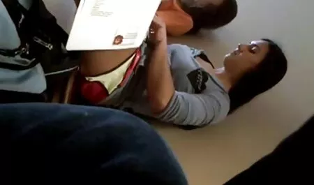 Pequeño con el pelo largo sentado en videos xxx amateur latino la cara de un hombre