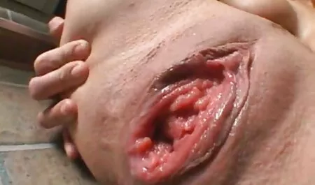 Hombre golpea el cuello porno anime en español latino por encima de la rodilla Marrón