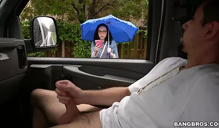 Un hombre blanco entró en la habitación para una chica, 18 videos xxx latino años, mujer negra en una corbata rosa y anal