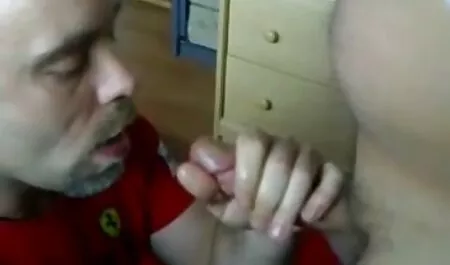 Marido lame el sombrero de su esposa, y su registro todo detrás vídeos xxx latinos de puertas cerradas