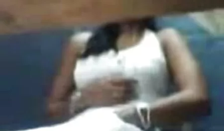 Gordo trios latinos caseros con el jefe en su oficina