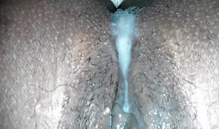 Chica de pelo corto se sienta con un delicioso culo en la cara videos de sexo español latino del herrero