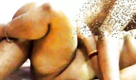 Sexo xxx amateur latino en una playa salvaje en casa.