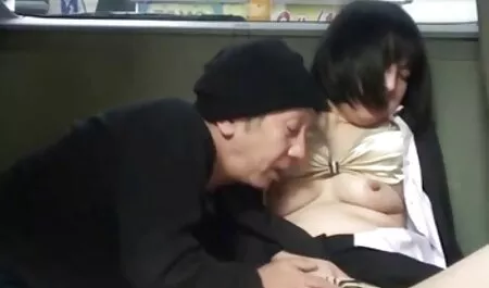 La leche en la sexso latino aspiradora de trabajo
