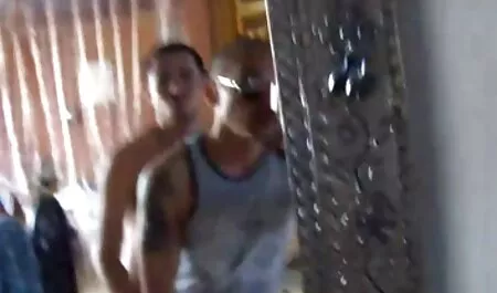 Cuello videos de sexo latino y recto.