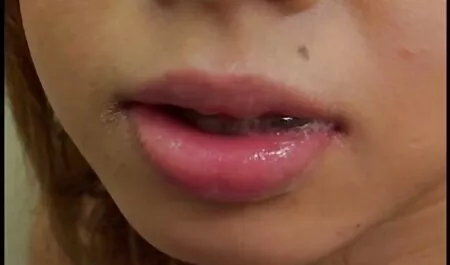 Asiático en medias mamada antes vídeos de sexo latino de sexo