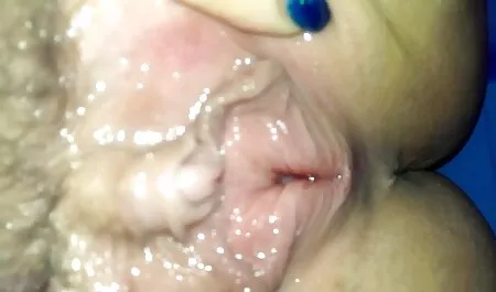 Una mujer, un hombre, una cara femenina. videos de sexo amateur latino
