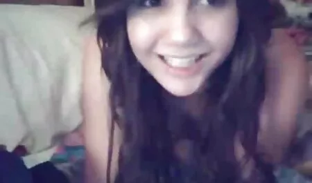 Pelirroja grande en la bañera antes del sexo porno latino amateir