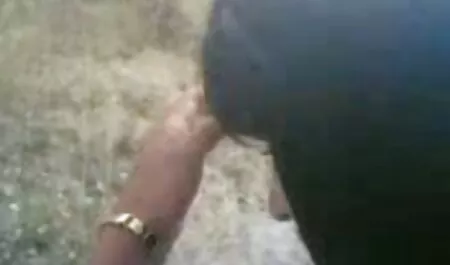 Mujer rusa se porno amatrur latino masturba en el baño.