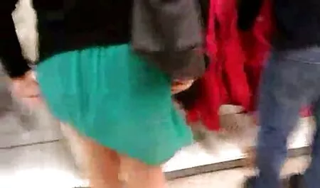 Ella es una saltadora video porno amateur latino de agua.