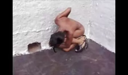 Masturbándose en mucho sexo latino tiempo.